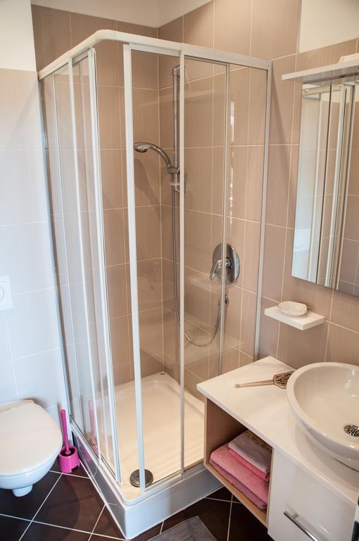 Almbauernhof Apartment โรพอลดิง ห้อง รูปภาพ